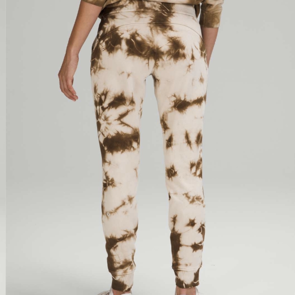 NWT Lululemon Warm Down Jogger *Earth Dye Earth Dye Sand